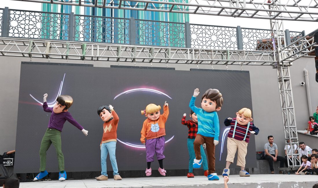 EXPO 2023’DE RAFADAN TAYFA RÜZGARI ESTİ, ÇOCUKLAR 29 EKİM’İ GRUP RAFADAN’LA KUTLADI Onikişubat Belediyesi’nin ev sahipliğini yaptığı EXPO 2023’te etkinlikler hız kesmeden