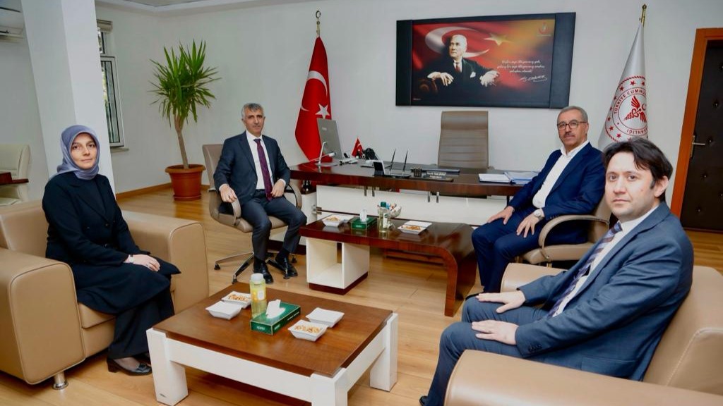 Başkan Güngör ve Vali Ünlüer, İl Sağlık Müdürü Şirikçi’ye hayırlı olsun ziyaretinde bulundu Kahramanmaraş İl Sağlık Müdürü olarak atanan Uzm. Dr. Vehbi Şirikçi’ye