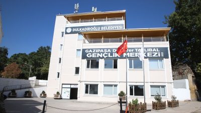 Bu yıl ortaya koyduğu kurs, etkinlik ve çeşitli faaliyetlerle gençlere