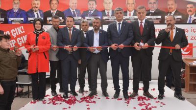 Yeniden Refah Partisi Elbistan Seçim Koordinasyon Merkezi açılışında konuşan Yeniden