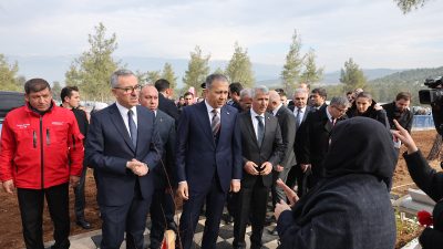 Asrın felaketinin yıl dönümü dolayısıyla şehre gelen İçişleri Bakanı Ali