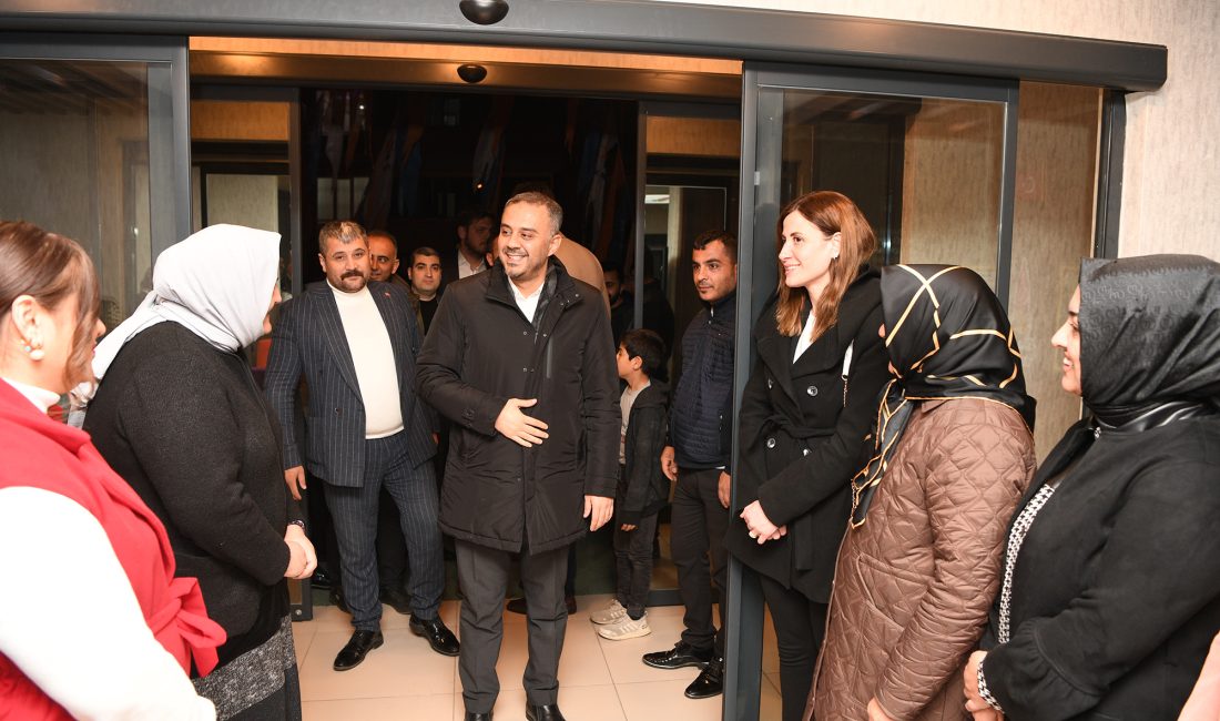 Hanifi Toptaş Vatandaş Buluşmalarına Saçaklızade ve Tavşantepe Mahalleleri İle devam ediyor Saçaklızade ve Tavşantepe mahalle sakinleriyle bir araya gelen AK Parti