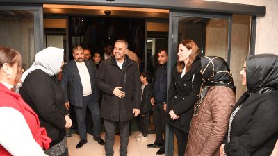 Saçaklızade ve Tavşantepe mahalle sakinleriyle bir araya gelen AK Parti