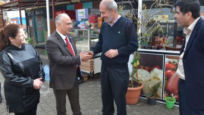 İYİ Parti Dulkadiroğlu Belediye Başkan adayı Dr. Selahaddin Can, depremzedelere