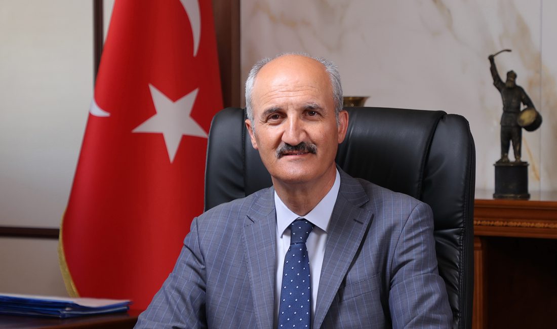 Başkan Okay’ın 8 Mart Dünya Kadınlar Günü Mesajı Dulkadiroğlu Belediye Başkanı Necati Okay, 8 Mart Dünya Kadınlar Günü
