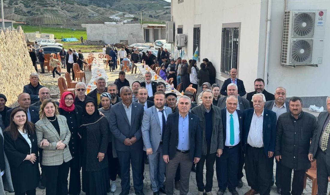 Dedeoğlu, “Geleceğe Güven Duyan Bir Kahramanmaraş Olacak” Seçim çalışmaları kapsamında Elmalar Mahalle’sini ziyaret eden Dedeoğlu, “Ayrım yapmadan