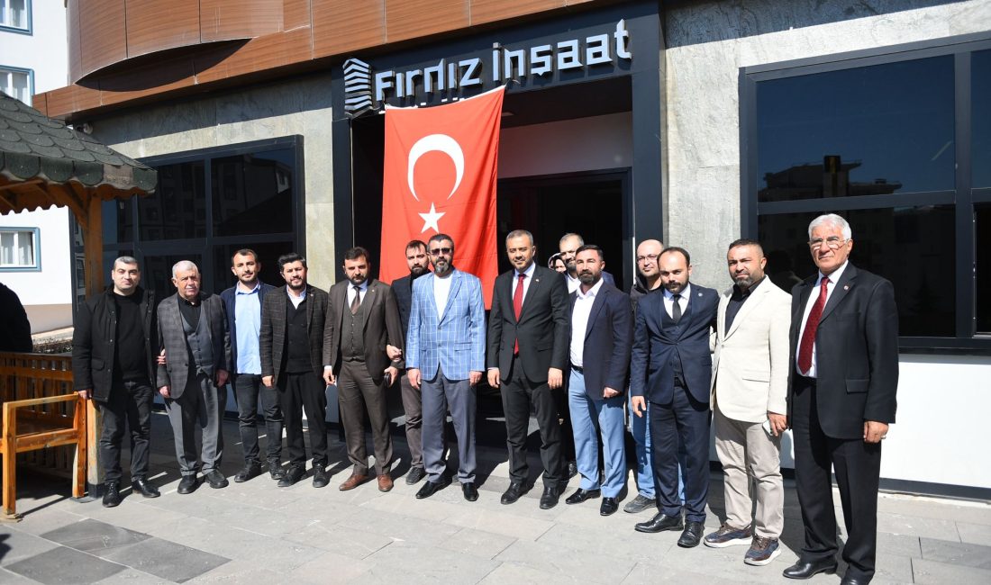 Süleymanşah Mahallesi’nde vatandaşlarla bir araya gelen AK Parti Onikişubat Belediye