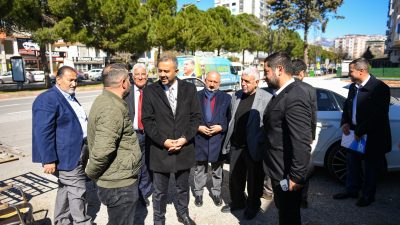 Adil Erdem Beyazıt Bulvarı’nda esnaf ve vatandaşlarla bir araya gelen