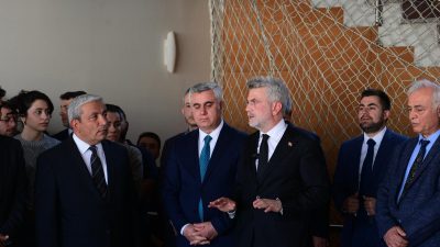 Büyükşehir Belediye Başkanı Fırat Görgel, personellere gönderdiği mesajda; “Büyükşehir Belediyesi