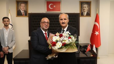 Dulkadiroğlu Belediye Başkanlık görevini devralan Mehmet Akpınar,  Dulkadiroğlu’nun her