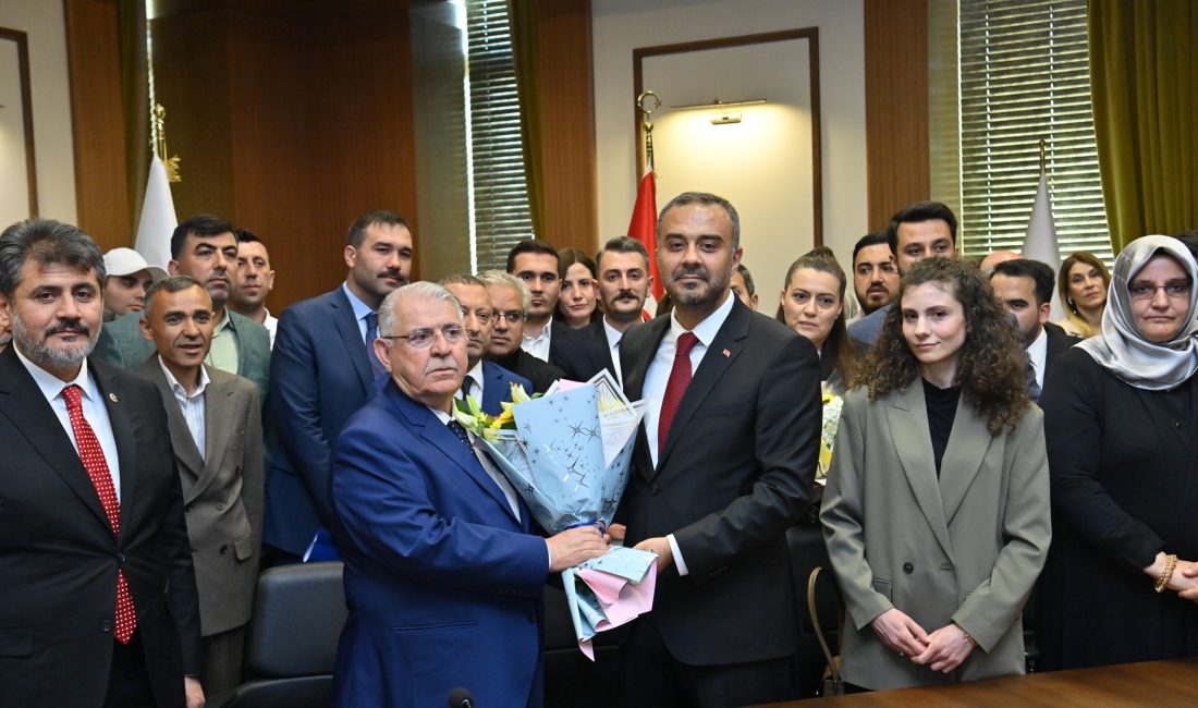 Toptaş, Onikişubat Belediye Başkanlığı Görevini Devraldı 31 Mart’ta gerçekleştirilen Mahalli İdareler Genel Seçimleri’nde Onikişubat Belediye Başkanı