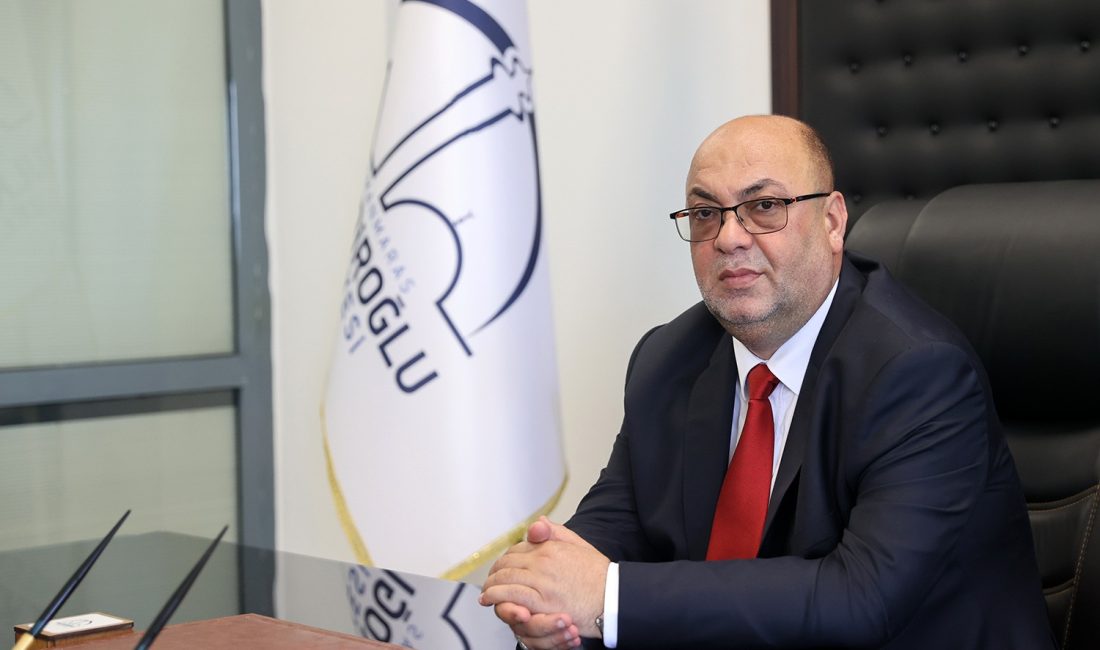 Başkan Akpınar’ın Kadir Gecesi Mesajı Dulkadiroğlu Belediye Başkanı Mehmet Akpınar, Kadir Gecesi dolayısıyla mesaj yayınladı.