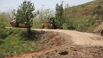Dulkadiroğlu Belediyesi Fen İşleri Müdürlüğü ekipleri, Bulanık mahallesinde stabilize yol