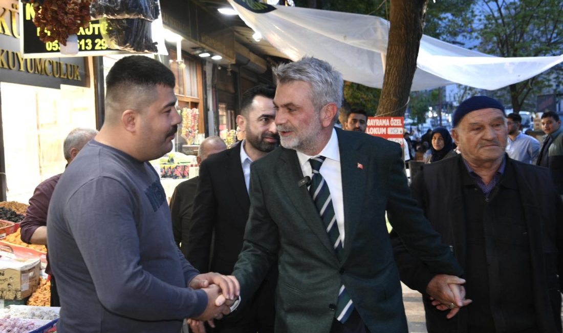 Başkan Görgel, Vatandaşlarla Buluştu Tarihi Kapalı Çarşı’da esnaf ve vatandaşlarla bir araya gelen Başkan