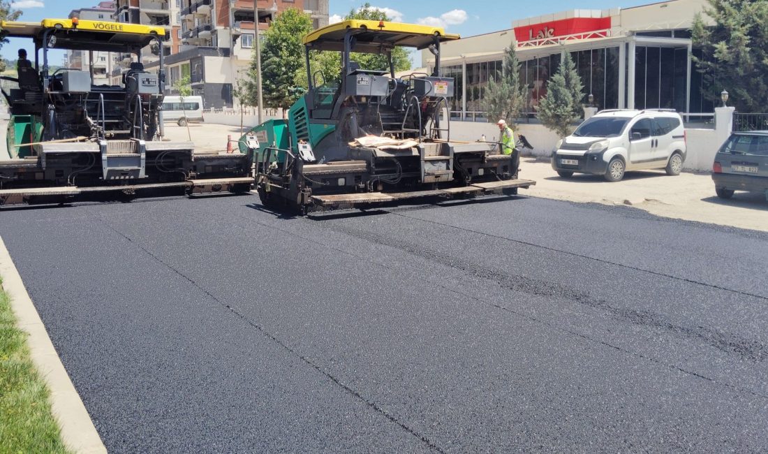 Büyükşehir Belediyesi, Dulkadiroğlu’nda Vezir Hoca Bulvarı’nın ardından Rasim Özdenören Caddesi’nde