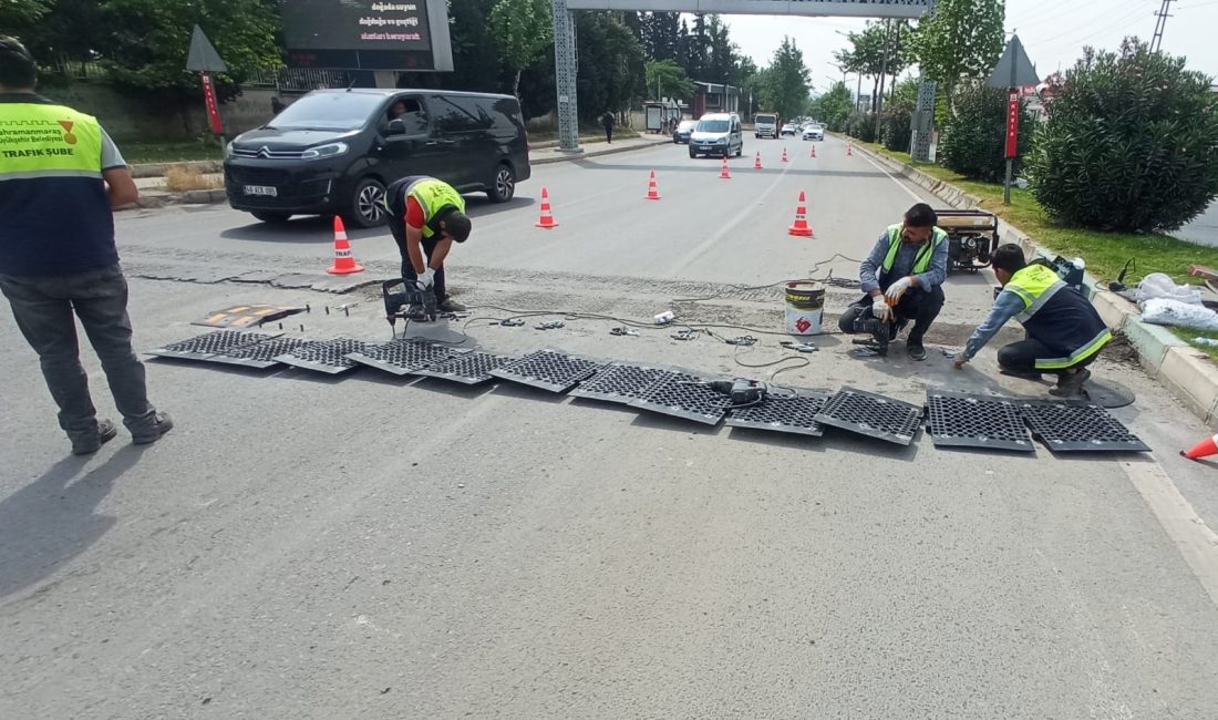 Büyükşehir Belediyesi, şehir merkezi ve ilçelerde trafikte yaya ve sürücü