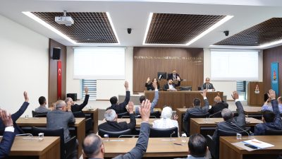Hanifi Toptaş başkanlığında toplanan Onikişubat Belediye Meclisi, ‘Asrın Felaketi’ olarak