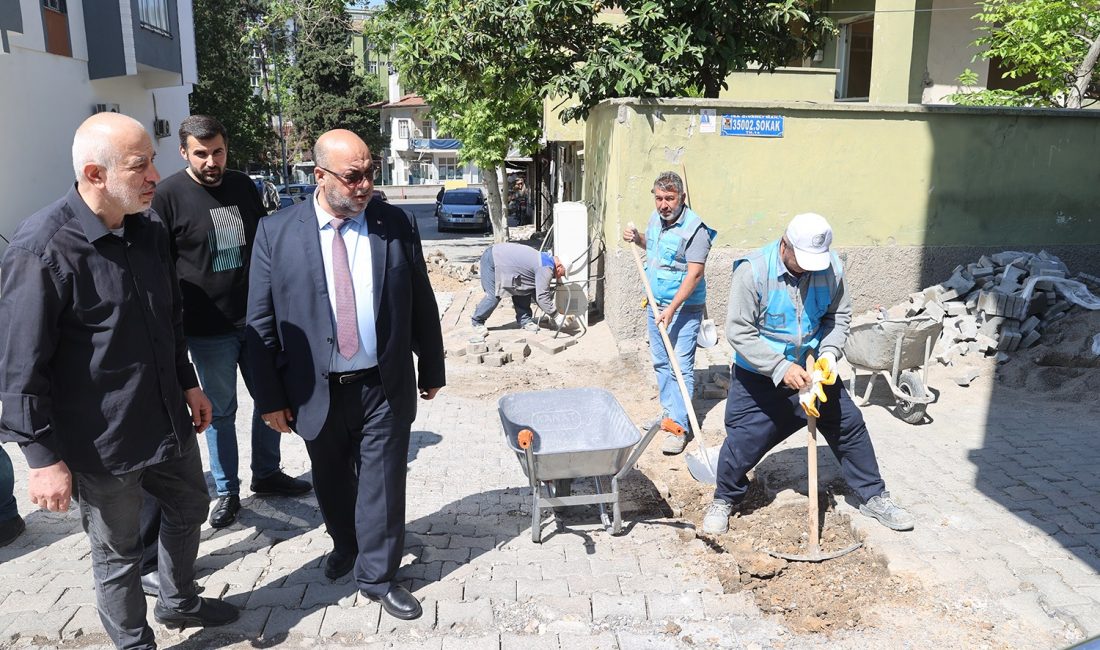 Başkan Akpınar, Çalışmaları Yerinde İnceledi Dulkadiroğlu Belediye Başkanı Mehmet Akpınar, 21 noktada devam eden çalışmaları
