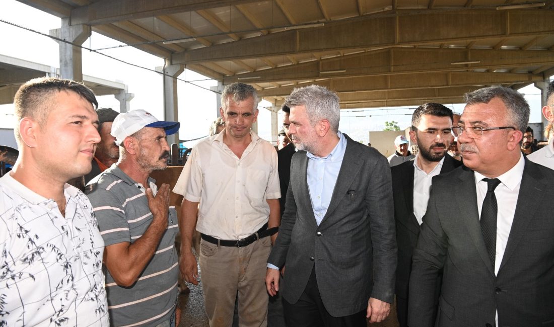 Canlı Hayvan Borsası’nı ziyaret ederek incelemelerde bulunan Başkan Görgel, “Vatandaşlarımızın