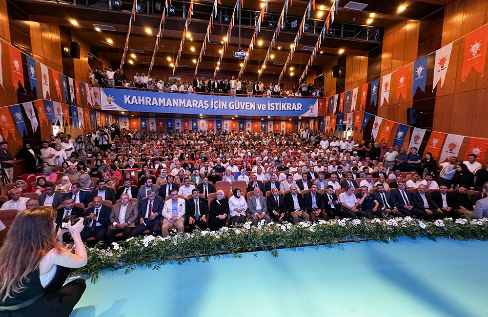 Kahramanmaraş’ta AK Parti Genişletilmiş İl Danışma Meclisi Toplantısı'nda, şehirdeki kalkınma