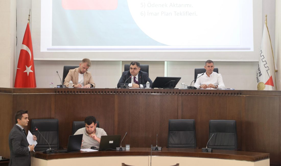 Büyükşehir’de Temmuz Ayı Olağan Meclis Toplantısı Yapıldı Büyükşehir Belediyesi Temmuz ayı Olağan Meclis Toplantısı gerçekleştirildi. Başkan Vekili