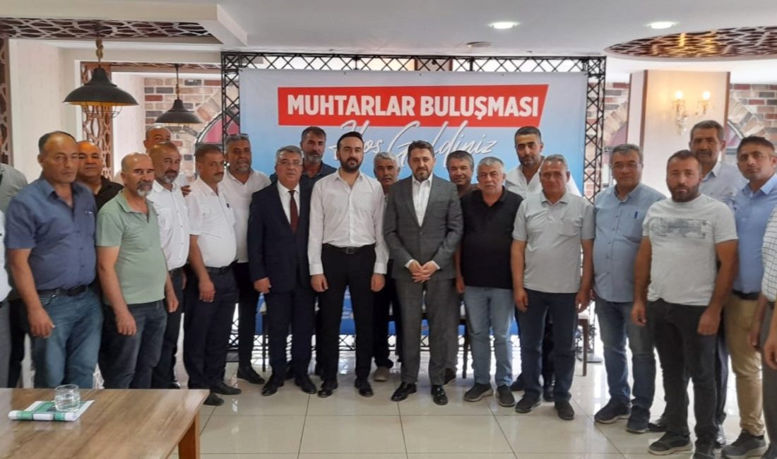 Büyükşehir Belediyesi Muhtar Buluşmalarını Sürdürüyor Büyükşehir Belediyesi, şehir genelinde ihtiyaç ve önceliklerin belirlenmesi noktasında başlattığı