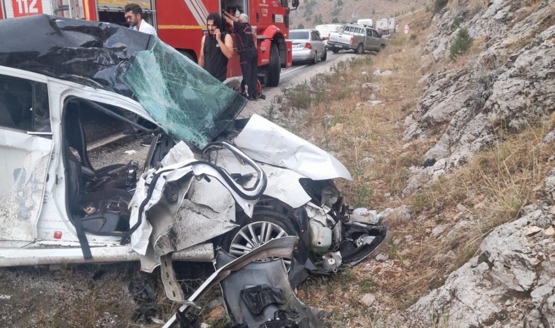 Edinilen bilgiye göre Kahramanmaraş-Kayseri yolu Göksun Değirmendere (eski maraş yolu)