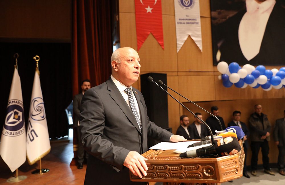 KİÜ Rektörü Prof. Dr. İsmail Bakan, “Afetler Karşısında Toplumsal Farkındalık Oluşturuyoruz” Kahramanmaraş İstiklal Üniversitesi (KİÜ) ve ASES Kongre iş birliği ile