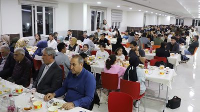 Beyza Okulları, Mezunlar Arasındaki Dayanışmayı Geleneksel İftar Buluşmasıyla Güçlendirdi