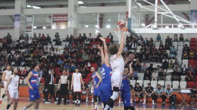 Kahramanmaraş İstiklalspor Basketbol Takımı, Play-Off turu ilk maçında Beylikdüzü İhtisas’ı