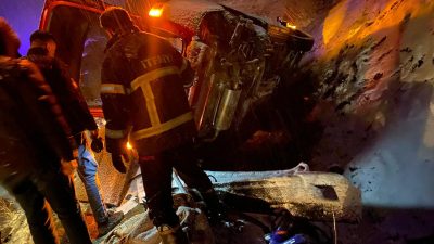 Kahramanmaraş’ın Afşin ilçesinde otomobilin takla atması sonucu yaşanan trafik kazasında