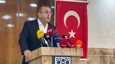 CHP Kahramanmaraş İl Başkanı Ünal Ateş, düzenlediği basın toplantısında kentteki