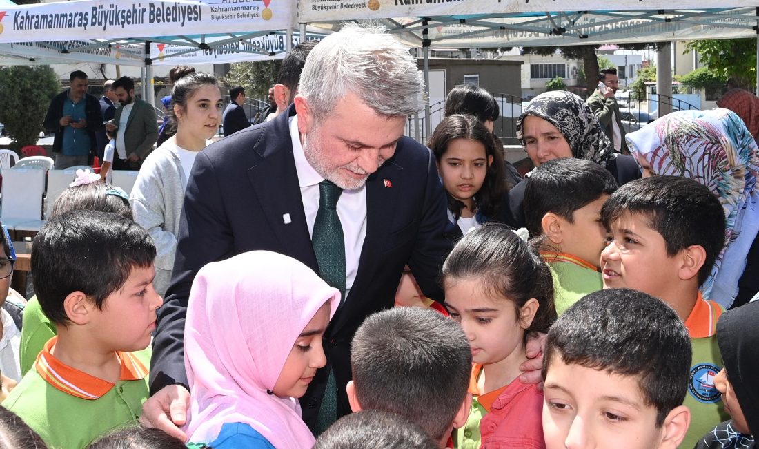 Yahya Kemal İlkokulu’nda düzenlenen 23 Nisan Ulusal Egemenlik ve Çocuk