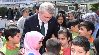 Yahya Kemal İlkokulu’nda düzenlenen 23 Nisan Ulusal Egemenlik ve Çocuk