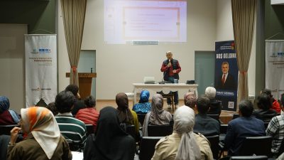 Büyükşehir Belediyesi tarafından düzenlenen Yazarlık Akademisi etkinlikleri kapsamında yazar Mustafa