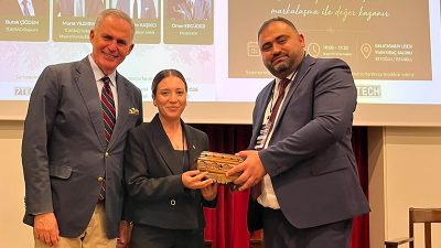 Ceviz Üreticileri Derneği tarafından İstanbul Galatasaray Lisesi’nde düzenlenen seminer, Türkiye’nin