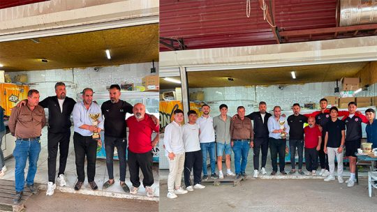 Döngele Bozdoğanspor’dan Merdan Balıkçılık’a Vefa Örneği Şampiyonluk sevincini destekçileriyle paylaşan Döngele Bozdoğanspor, Merdan Balıkçılık’a teşekkür ziyaretinde