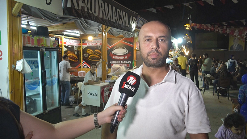 Kavurmacım 46, Ağustos Fuarı’nda Damakları Şenlendirdi Kahramanmaraş’ın sevilen lezzet duraklarından Kavurmacım 46, Ağustos Fuarı’nda ziyaretçilerin gözdesi
