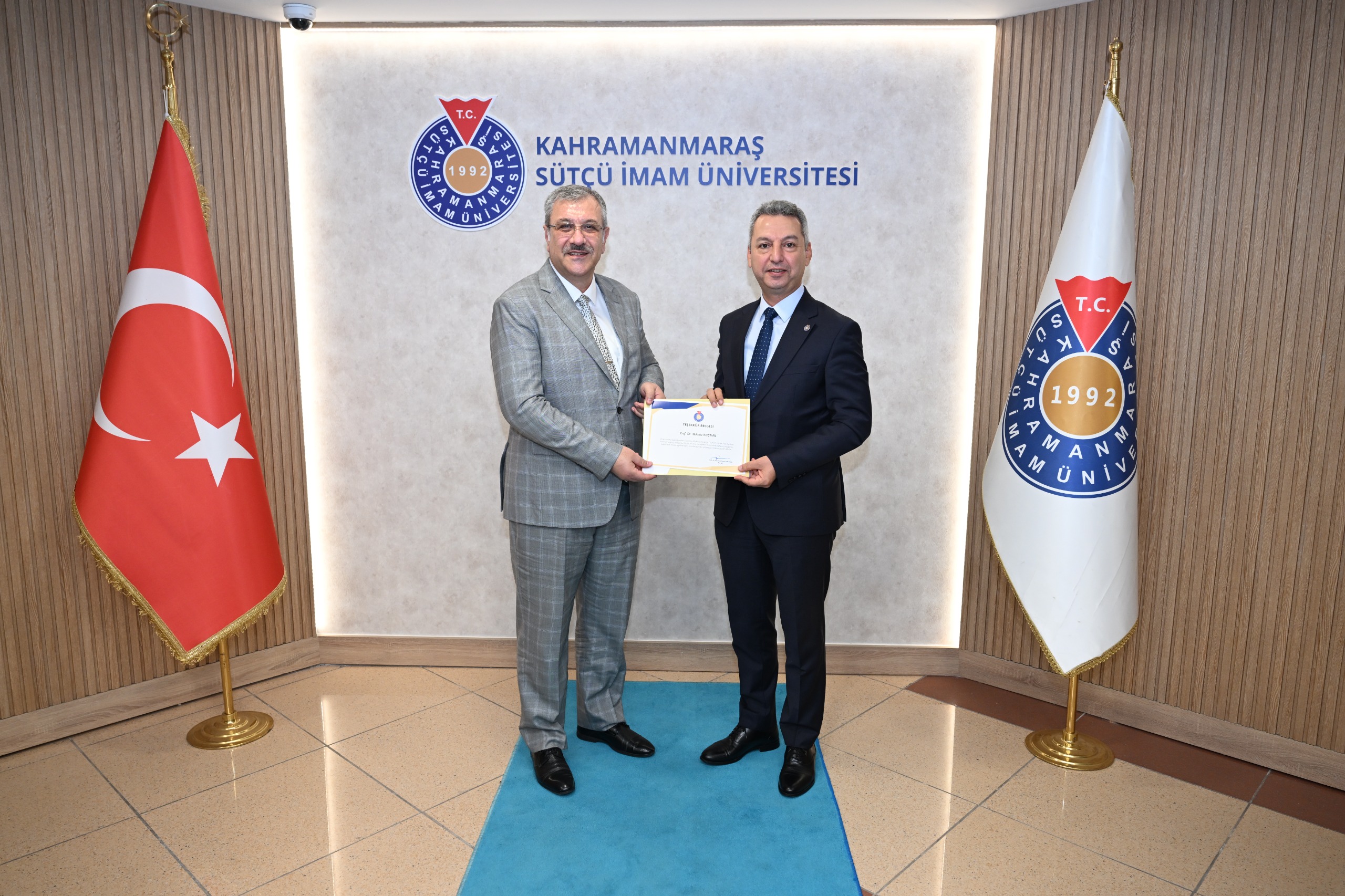 KSÜ’de Üç Enstitü Tek Çatı Altında Birleşti Kahramanmaraş Sütçü İmam Üniversitesi (KSÜ) bünyesinde faaliyet gösteren Fen Bilimleri,