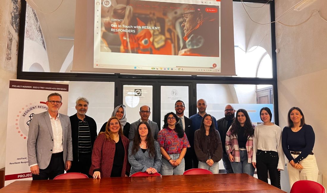 KSÜ Koordinatörlüğündeki “Resilient Responders” Projesi Başarıyla Tamamlandı Kahramanmaraş Sütçü İmam Üniversitesi (KSÜ) koordinatörlüğünde yürütülen, 250 bin avro