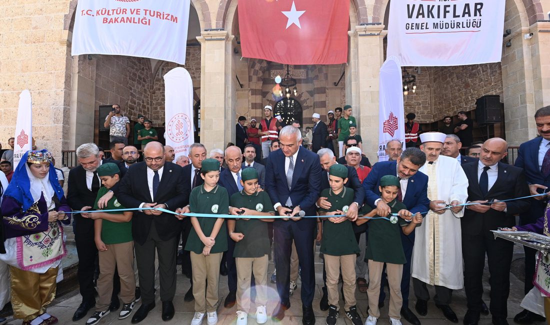 Kahramanmaraş’ta 5 Tarihi Cami Restorasyonun Ardından Yeniden İbadete Açıldı 6 Şubat depremlerinde ağır hasar alan Acemli, Bektutiye, Hacı Veli