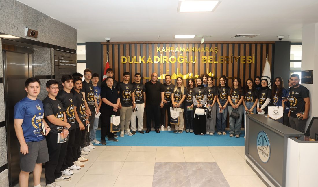 Dulkadiroğlu Belediye Başkanı Mehmet Akpınar, Yükseköğretim Kurumları Sınavı’nda (YKS) önemli