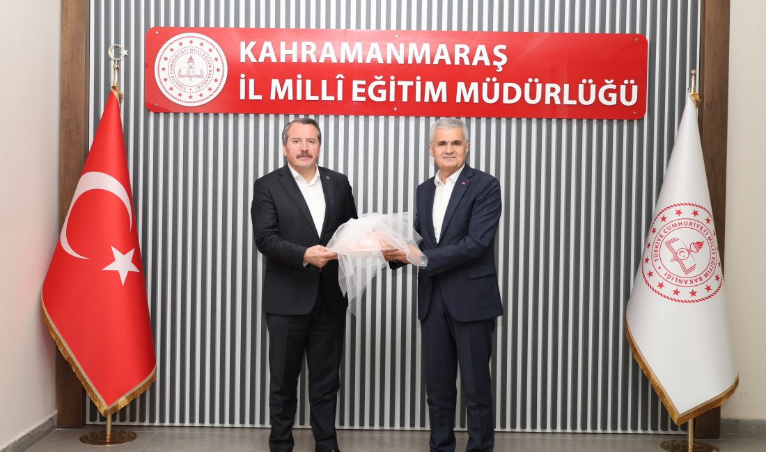 Ali Yalçın’dan Kahramanmaraş İl Milli Eğitim Müdürü Turan Akpınar’a Ziyaret Memur-Sen ve Eğitim-Bir-Sen Genel Başkanı Ali Yalçın, Kahramanmaraş İl Milli