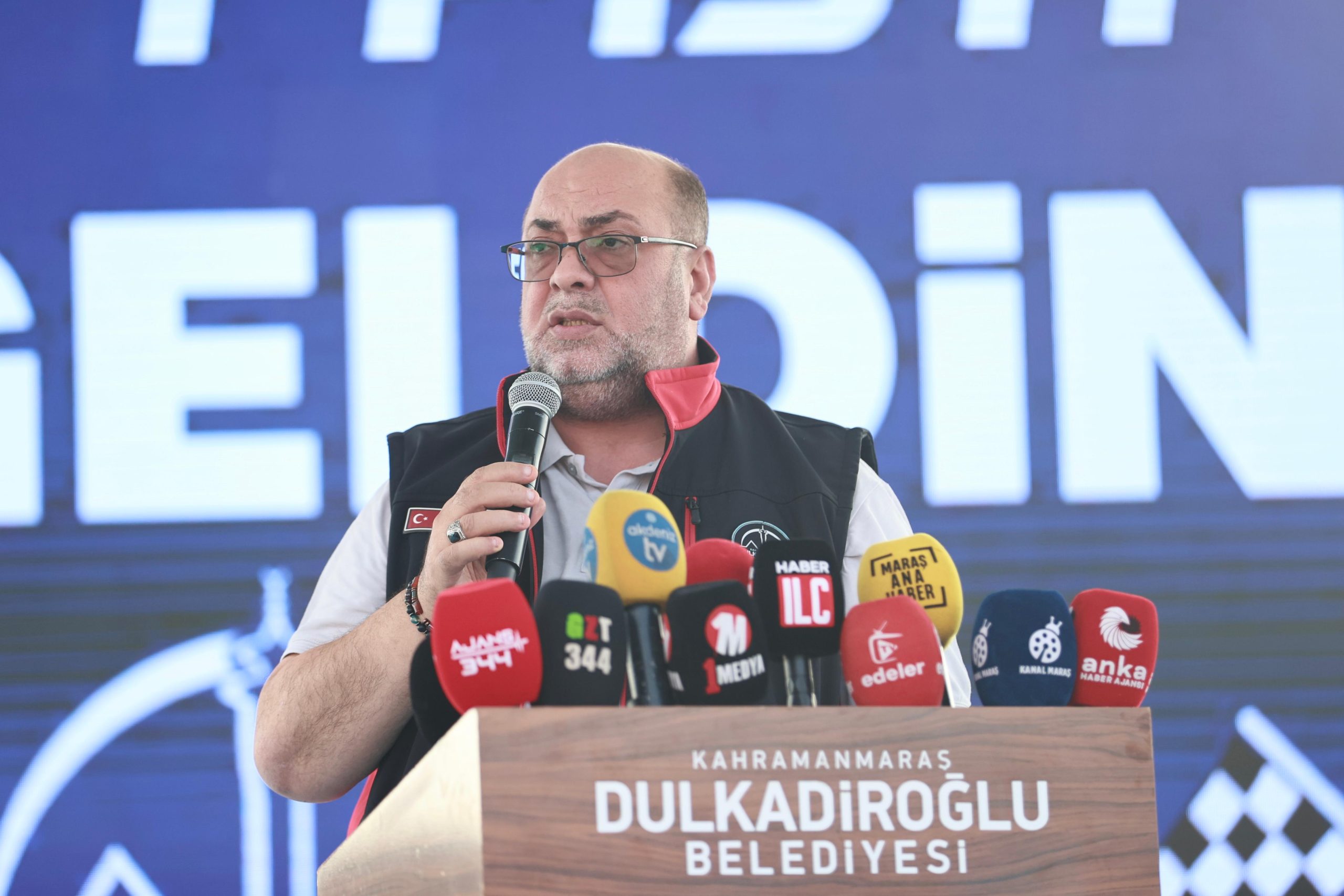 Dulkadiroğlu’nda Motor Sporlarina Yeni Adres: Drift Pisti Kapılarını Açtı Dulkadiroğlu Belediyesi tarafından ilçeye kazandırılan Drift Pisti, düzenlenen geniş katılımlı