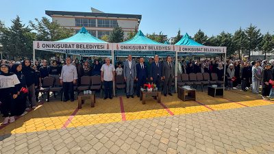 Millî birlik ve beraberlik temasıyla gerçekleştirilen açılış programında; vatan sevgisi,