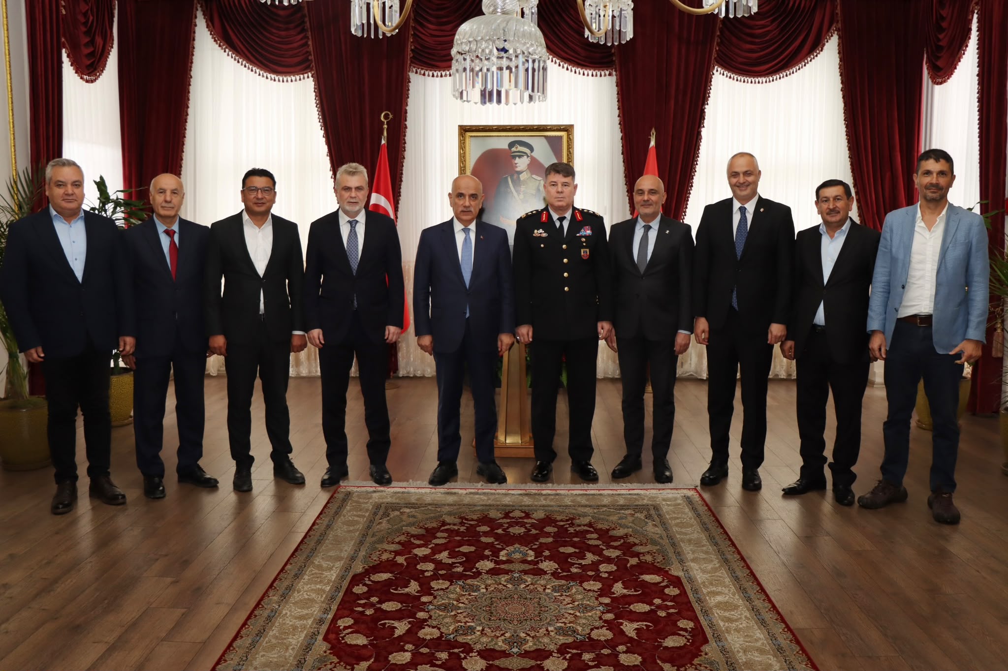 AK Parti Kahramanmaraş Heyeti İl Jandarma Komutanı Tataroğlu’nu Ziyaret Etti 66. Hükümet Tarım ve Orman Bakanı Prof. Dr. Vahit Kirişci,